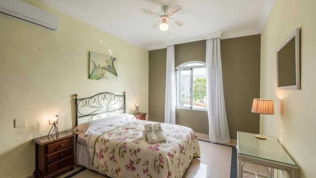 Villa En Lagos Bajo Velez-Malaga By Ruralidays 0*, ベレス